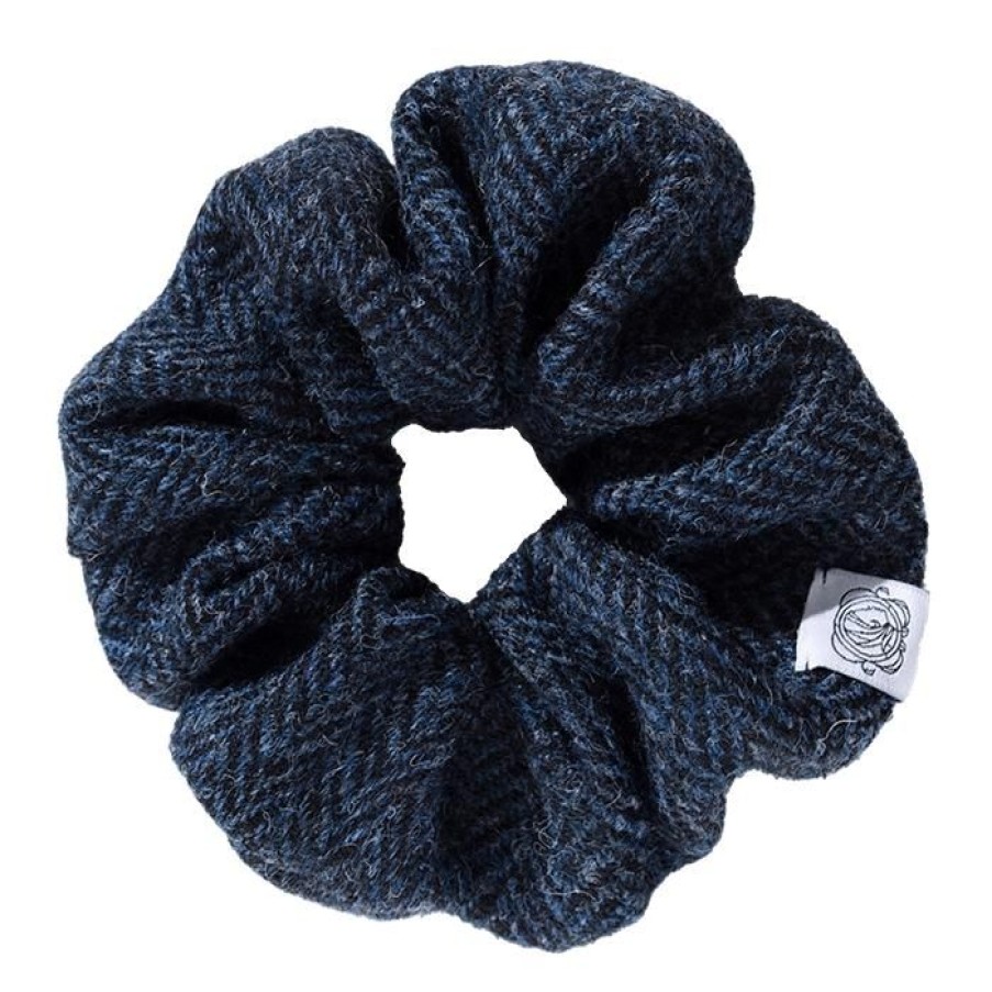 Miler Menswear | Memadam: Scrunchie Granatowa Welniana Gumka Do Wlosow Z Harris Tweedu