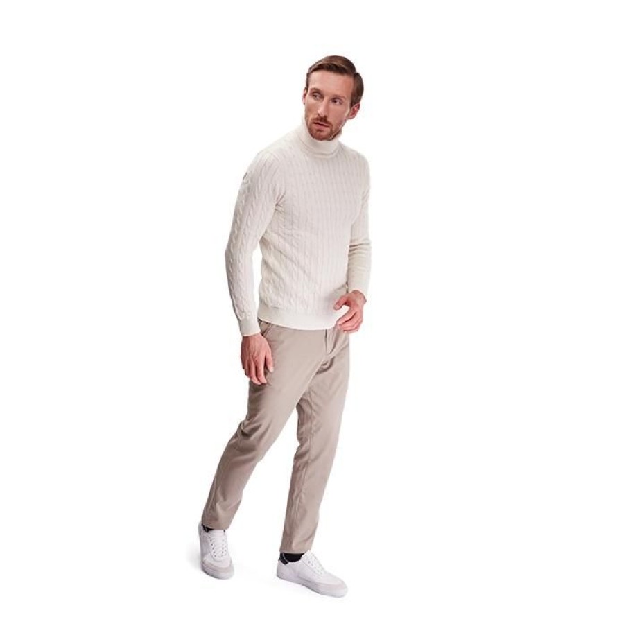 Miler Menswear | Bialy Meski Golf Warkoczowy